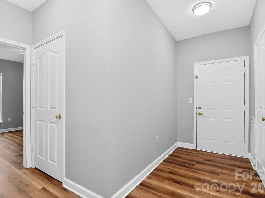 16809 Doe Valley Court, Cornelius, NC 28031.  MLS# CAR4380695, YatesRealty ID 21505. 