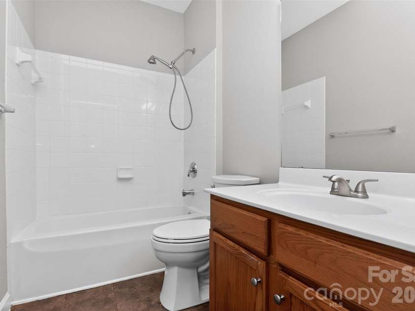 16809 Doe Valley Court, Cornelius, NC 28031.  MLS# CAR4380695, YatesRealty ID 21505. 