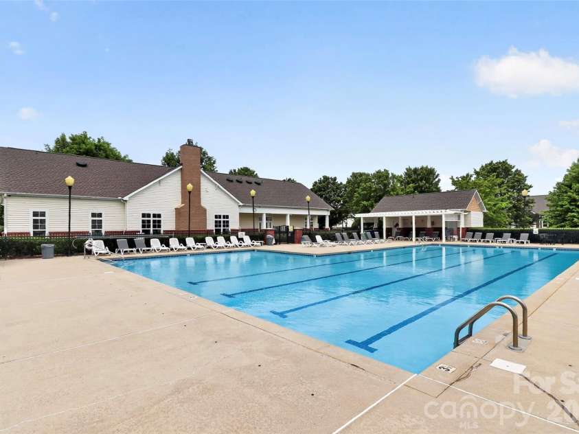16809 Doe Valley Court, Cornelius, NC 28031.  MLS# CAR4380695, YatesRealty ID 21505. 