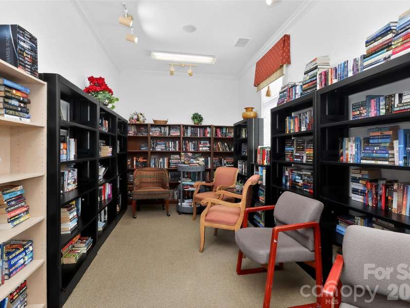 16809 Doe Valley Court, Cornelius, NC 28031.  MLS# CAR4380695, YatesRealty ID 21505. Library