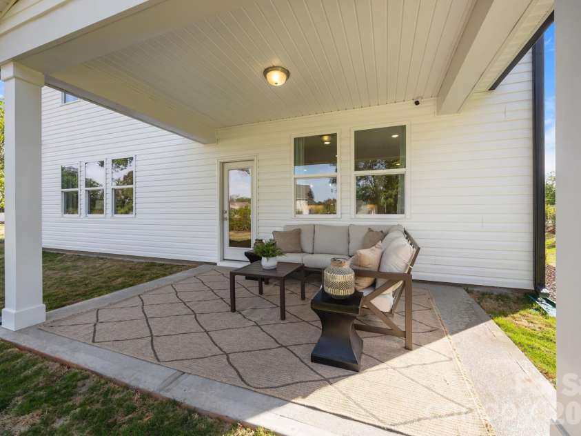 115 Windgate Way, Mooresville, NC 28115.  MLS# CAR4374610, YatesRealty ID 21506. 