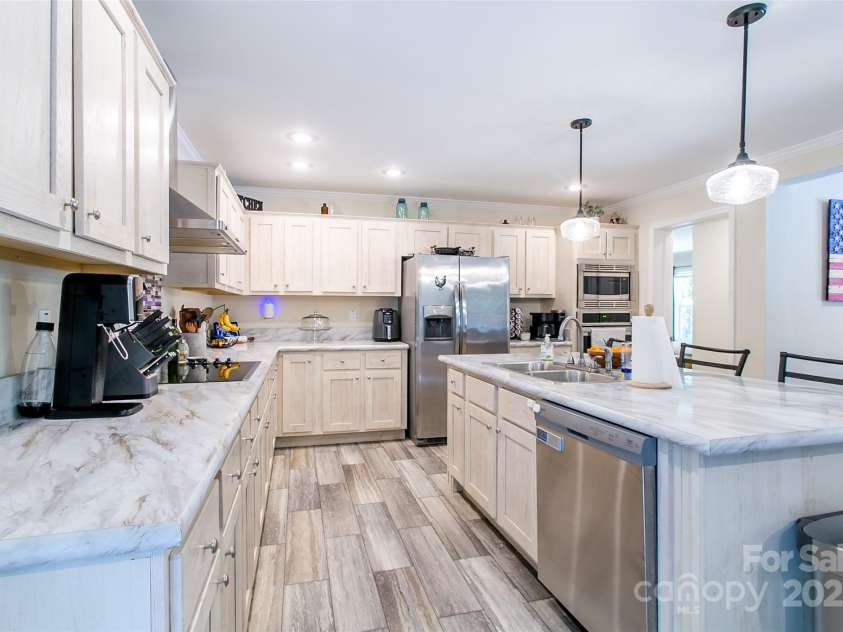 24 Hallelujah Hollow, Pisgah Forest, NC 28768.  MLS# CAR4270636, YatesRealty ID 21507. 