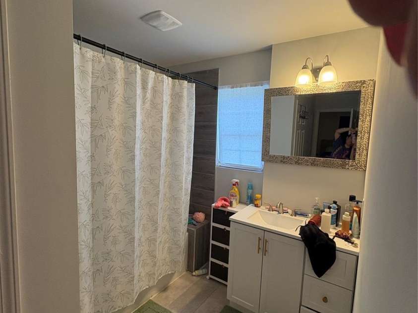 911 Plyler Street, Monroe, NC 28110.  MLS# CAR4356393, YatesRealty ID 21507. Master Bth