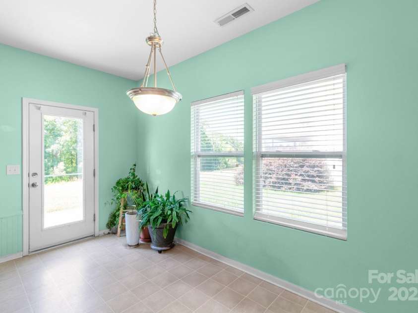 3296 Saddlebrook Drive, Midland, NC 28107.  MLS# CAR4273896, YatesRealty ID 21508. 