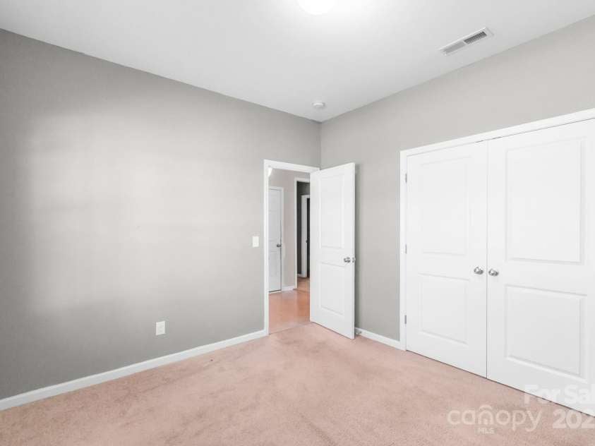 3296 Saddlebrook Drive, Midland, NC 28107.  MLS# CAR4273896, YatesRealty ID 21508. 