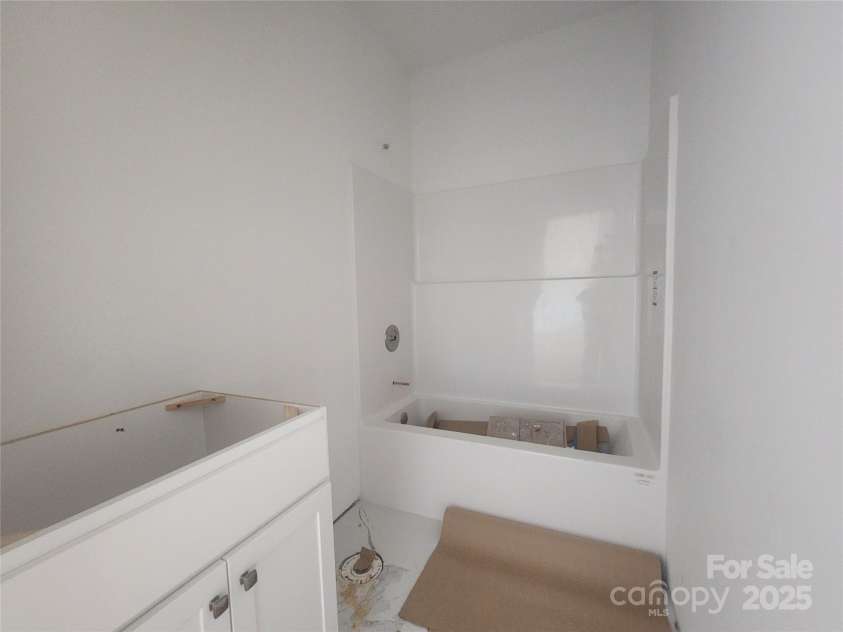 65 Eller Ford Road, Weaverville, NC 28787.  MLS# CAR4274024, YatesRealty ID 21509. 