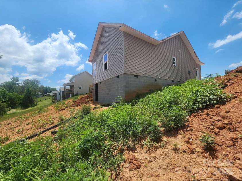 65 Eller Ford Road, Weaverville, NC 28787.  MLS# CAR4274024, YatesRealty ID 21509. 