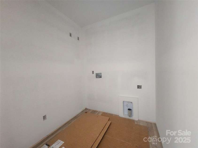65 Eller Ford Road, Weaverville, NC 28787.  MLS# CAR4274024, YatesRealty ID 21509. The Laundry Room.