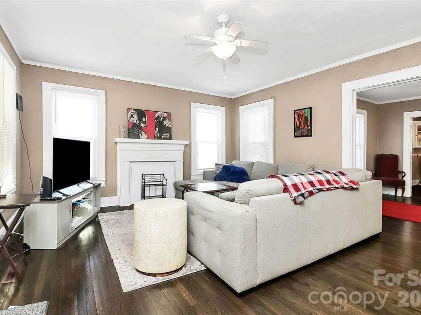 707 Oakshade Avenue, Kannapolis, NC 28083.  MLS# CAR4372011, YatesRealty ID 21509. 