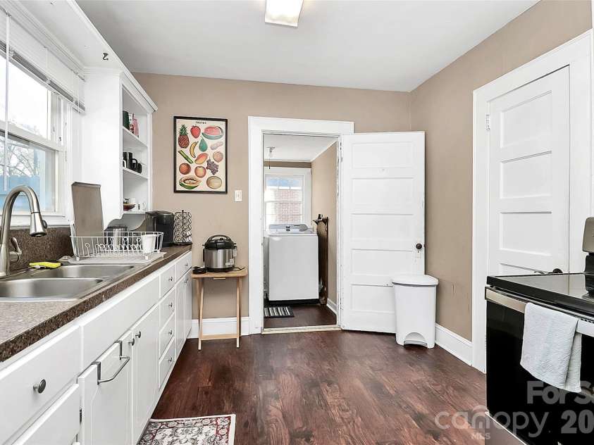 707 Oakshade Avenue, Kannapolis, NC 28083.  MLS# CAR4372011, YatesRealty ID 21509. 