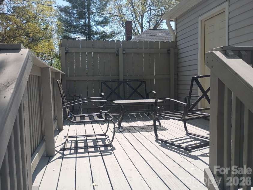 707 Oakshade Avenue, Kannapolis, NC 28083.  MLS# CAR4372011, YatesRealty ID 21509. 