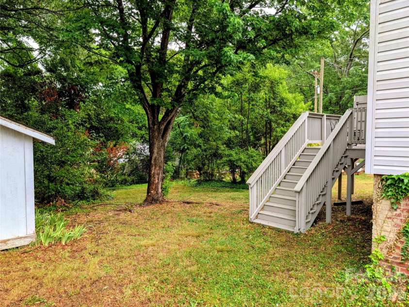 707 Oakshade Avenue, Kannapolis, NC 28083.  MLS# CAR4372011, YatesRealty ID 21509. 