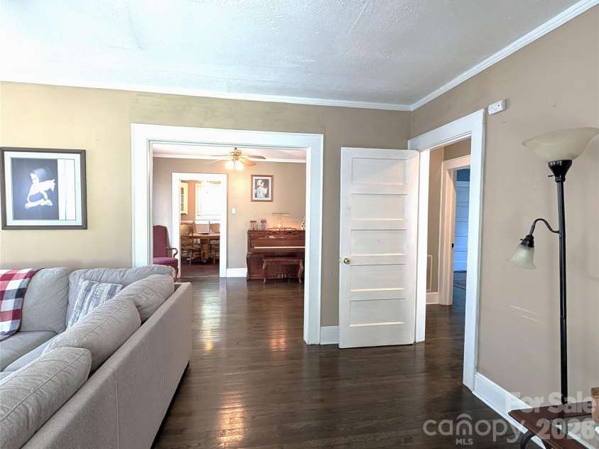 707 Oakshade Avenue, Kannapolis, NC 28083.  MLS# CAR4372011, YatesRealty ID 21509. 