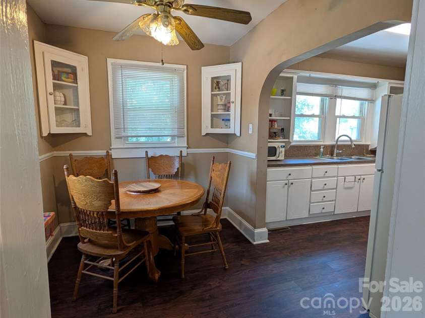 707 Oakshade Avenue, Kannapolis, NC 28083.  MLS# CAR4372011, YatesRealty ID 21509. 