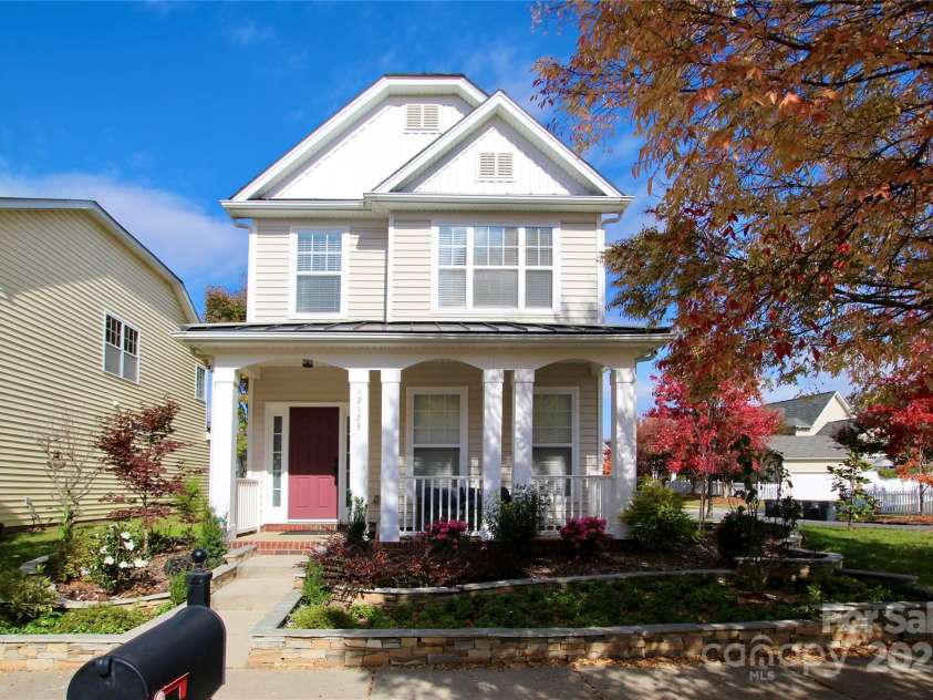 12123 Monteith Grove Drive, Huntersville, NC 28078.  MLS# CAR4229051, YatesRealty ID 2151. 