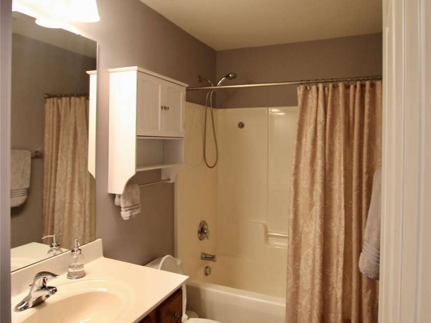 12123 Monteith Grove Drive, Huntersville, NC 28078.  MLS# CAR4229051, YatesRealty ID 2151. 