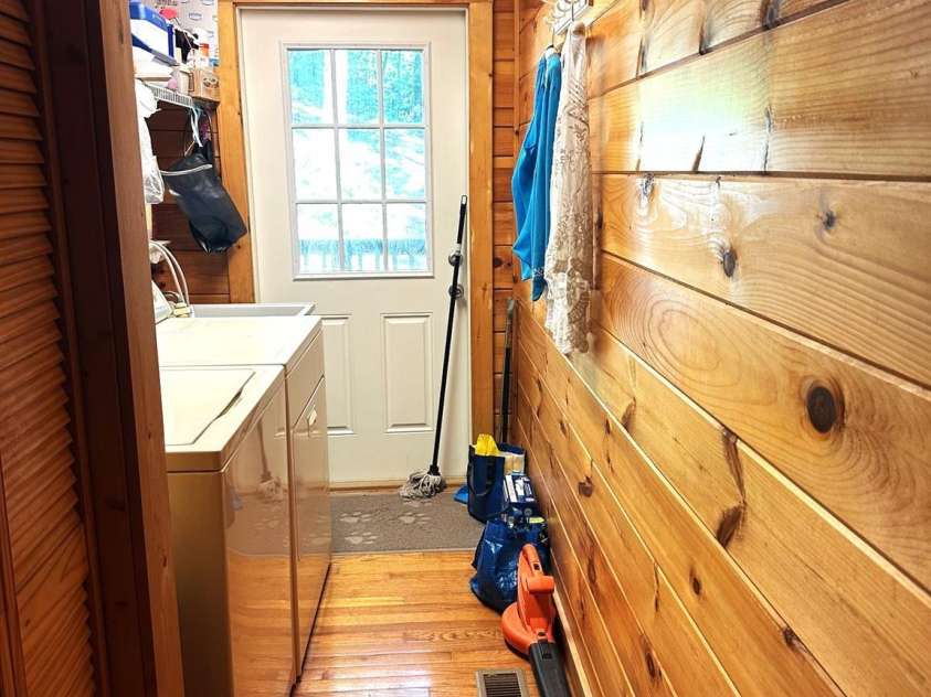 184 Poplar Drive, Lake Lure, NC 28746.  MLS# CAR4285241, YatesRealty ID 2151. 