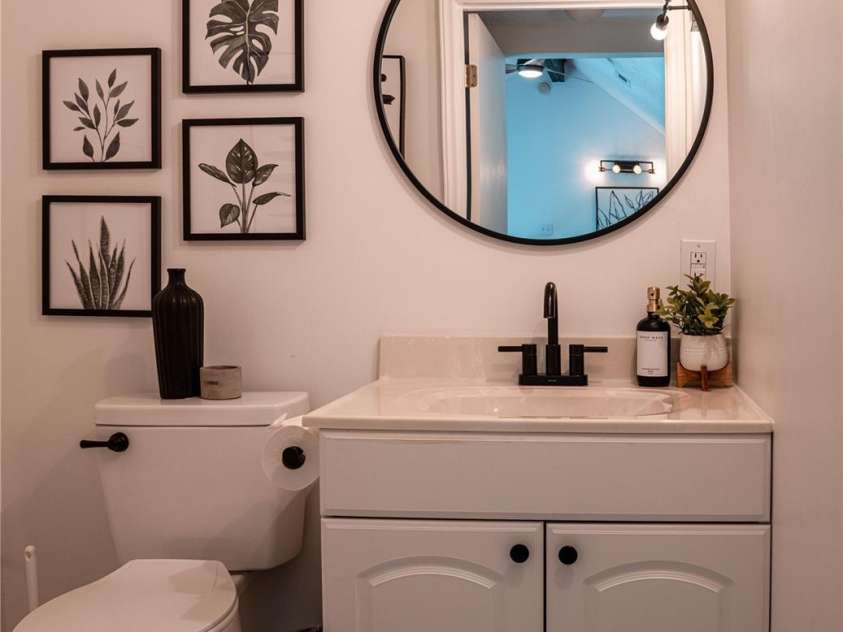 126 North Ridge Drive, Marion, NC 28752.  MLS# CAR4273969, YatesRealty ID 21510. 