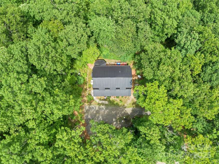 252 Idylwild Lane, Black Mountain, NC 28711.  MLS# CAR4267364, YatesRealty ID 21511. 