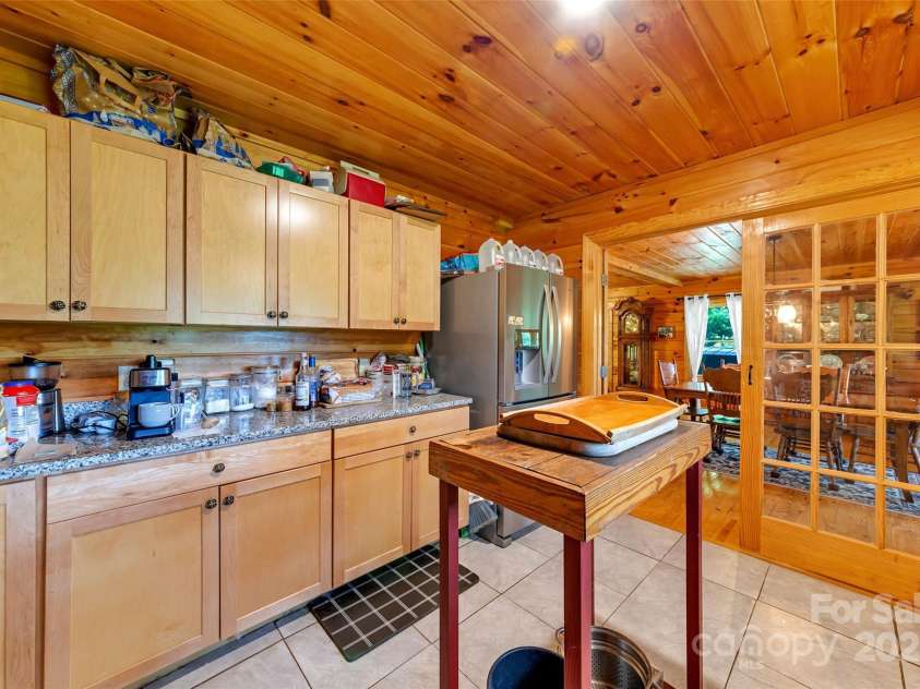 252 Idylwild Lane, Black Mountain, NC 28711.  MLS# CAR4267364, YatesRealty ID 21511. 