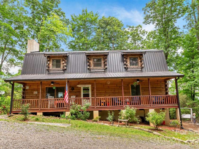252 Idylwild Lane, Black Mountain, NC 28711.  MLS# CAR4267364, YatesRealty ID 21511. 