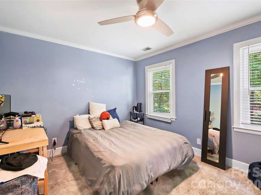 5525 Lancelot Drive, Charlotte, NC 28270.  MLS# CAR4372784, YatesRealty ID 21511. 