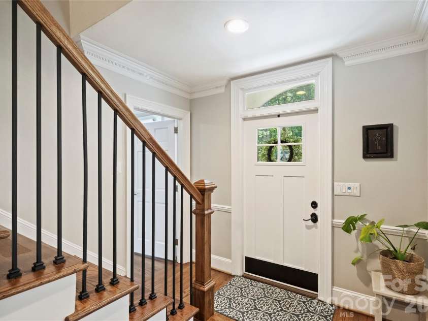 5525 Lancelot Drive, Charlotte, NC 28270.  MLS# CAR4372784, YatesRealty ID 21511. 