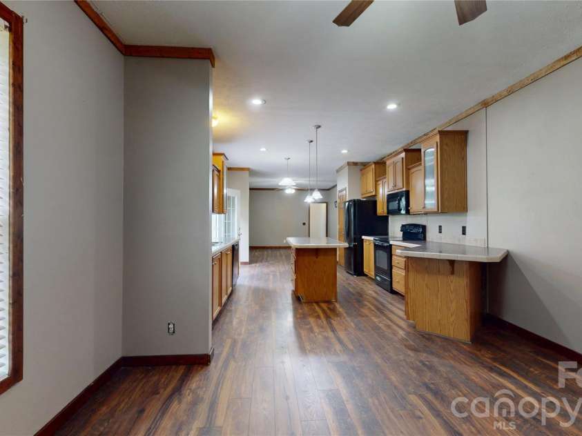 10 Betty's Drive, Waynesville, NC 28786.  MLS# CAR4380497, YatesRealty ID 21512. 