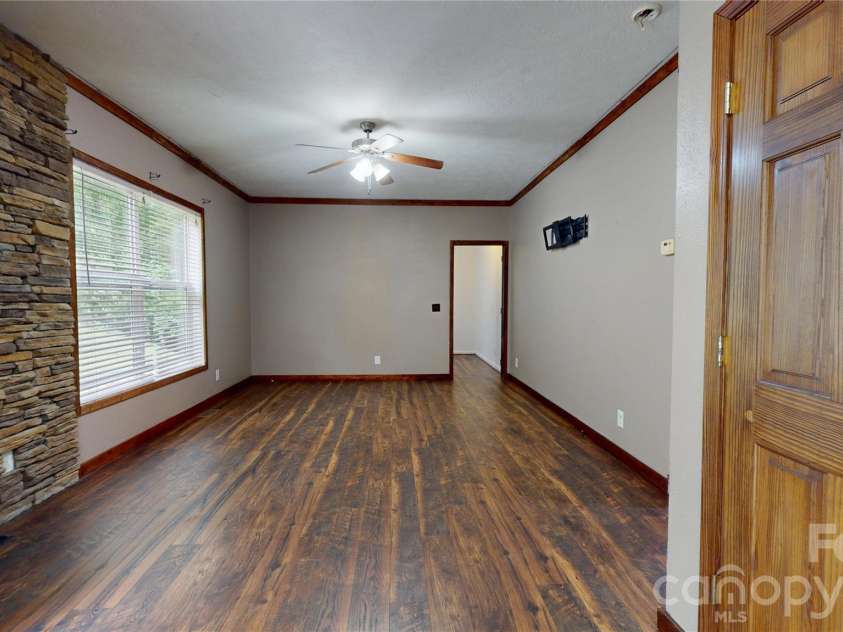 10 Betty's Drive, Waynesville, NC 28786.  MLS# CAR4380497, YatesRealty ID 21512. 