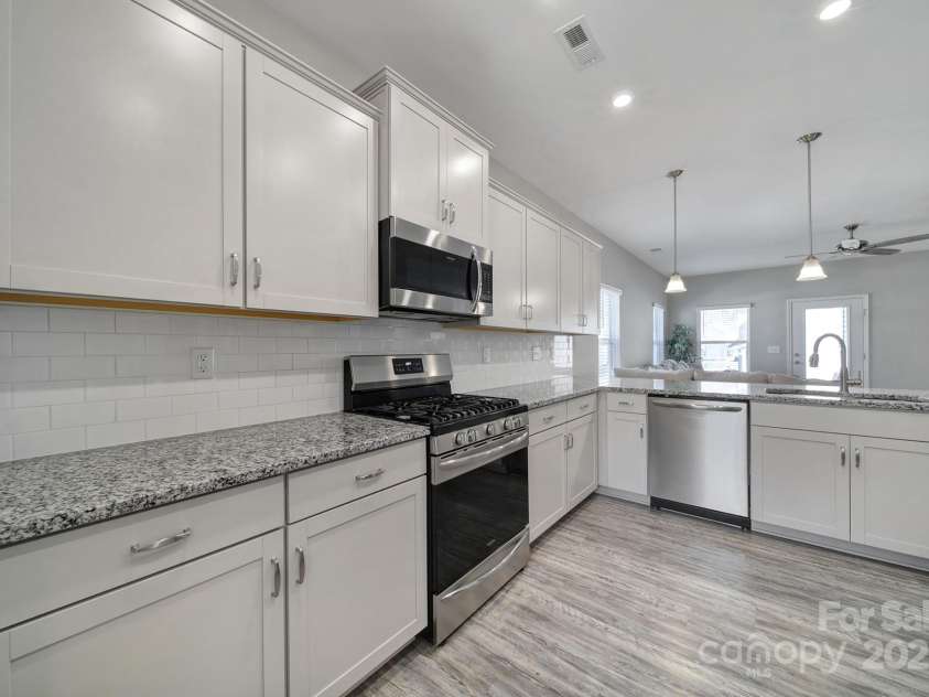 4631 Christina Court, Gastonia, NC 28056.  MLS# CAR4234261, YatesRealty ID 21513. 