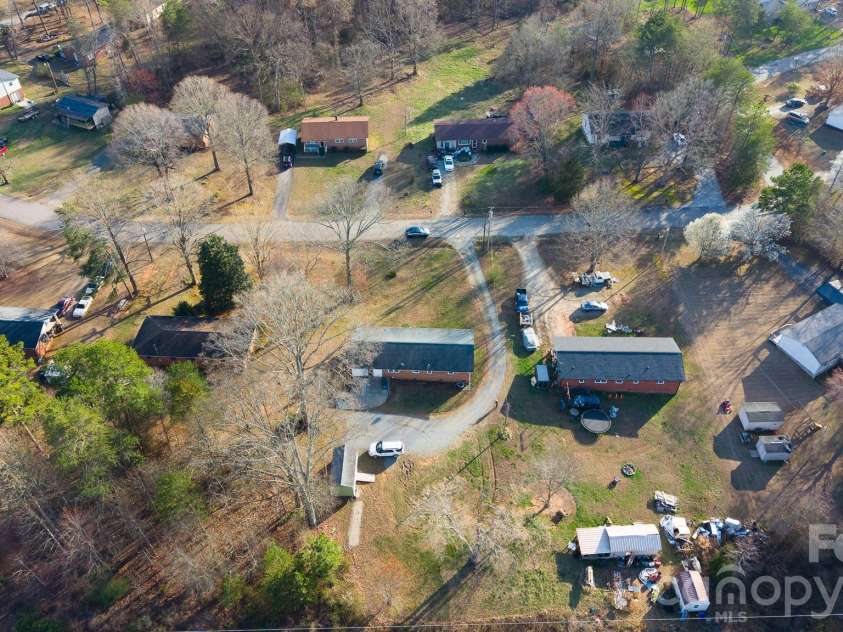 7910 Winalda Avenue, Sherrills Ford, NC 28673.  MLS# CAR4356876, YatesRealty ID 21513. 