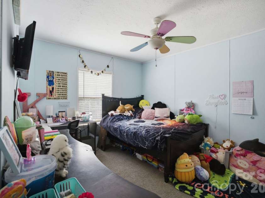 980 Lakeland Avenue, Lincolnton, NC 28092.  MLS# CAR4377426, YatesRealty ID 21514. 