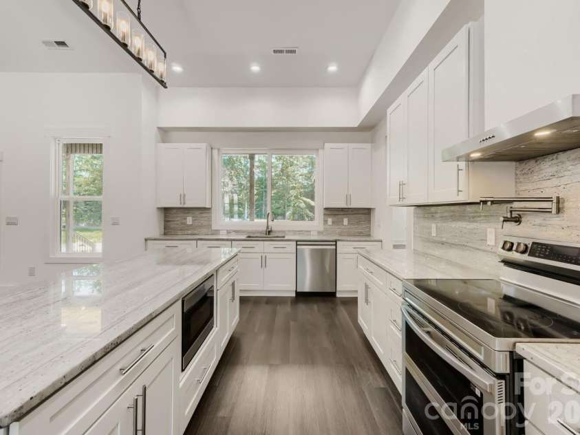 321 Stone Ridge Drive, Salisbury, NC 28146.  MLS# CAR4350139, YatesRealty ID 21517. 