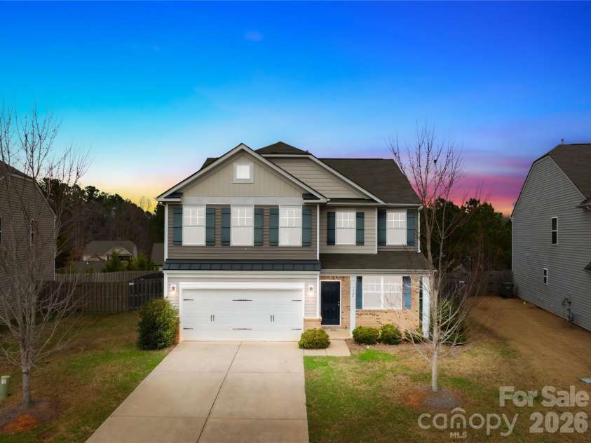 124 Tasman Drive, Mount Holly, NC 28120.  MLS# CAR4353970, YatesRealty ID 21519. 