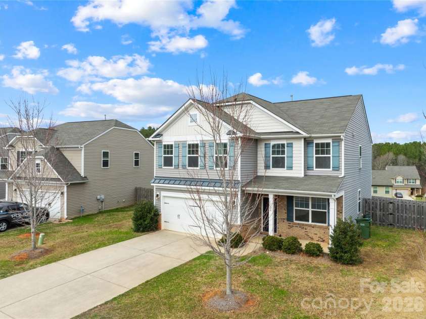 124 Tasman Drive, Mount Holly, NC 28120.  MLS# CAR4353970, YatesRealty ID 21519. 