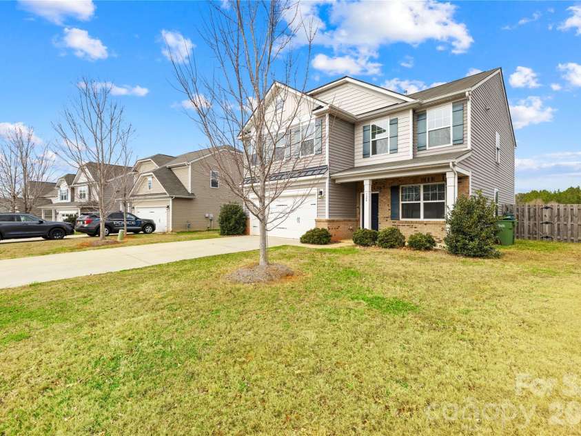 124 Tasman Drive, Mount Holly, NC 28120.  MLS# CAR4353970, YatesRealty ID 21519. 