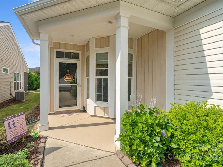 23117 Whimbrel Circle, Fort Mill, SC 29707.  MLS# CAR4267079, YatesRealty ID 21519. 