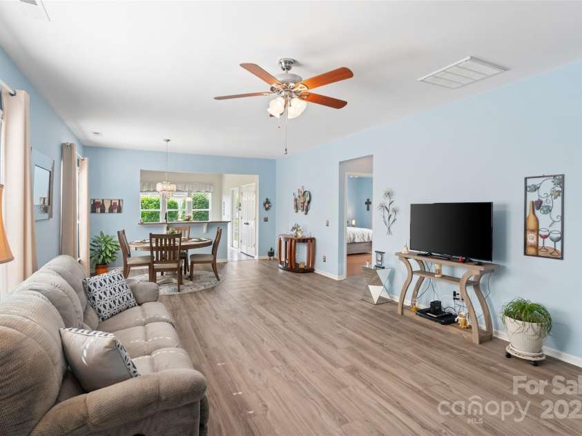 23117 Whimbrel Circle, Fort Mill, SC 29707.  MLS# CAR4267079, YatesRealty ID 21519. 