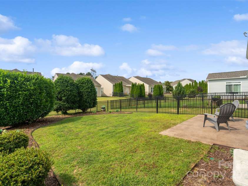 23117 Whimbrel Circle, Fort Mill, SC 29707.  MLS# CAR4267079, YatesRealty ID 21519. 