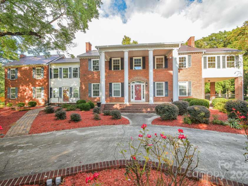 1814 Highway 601 Highway, Pageland, SC 29728.  MLS# CAR4188713, YatesRealty ID 2152. 