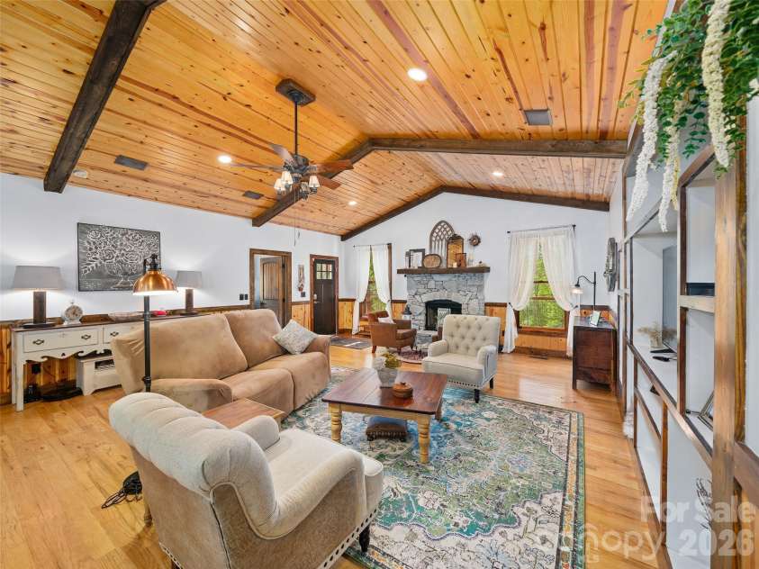 101 Waterwheel Drive, Green Mountain, NC 28740.  MLS# CAR4381594, YatesRealty ID 21520. 