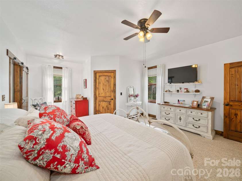 101 Waterwheel Drive, Green Mountain, NC 28740.  MLS# CAR4381594, YatesRealty ID 21520. 