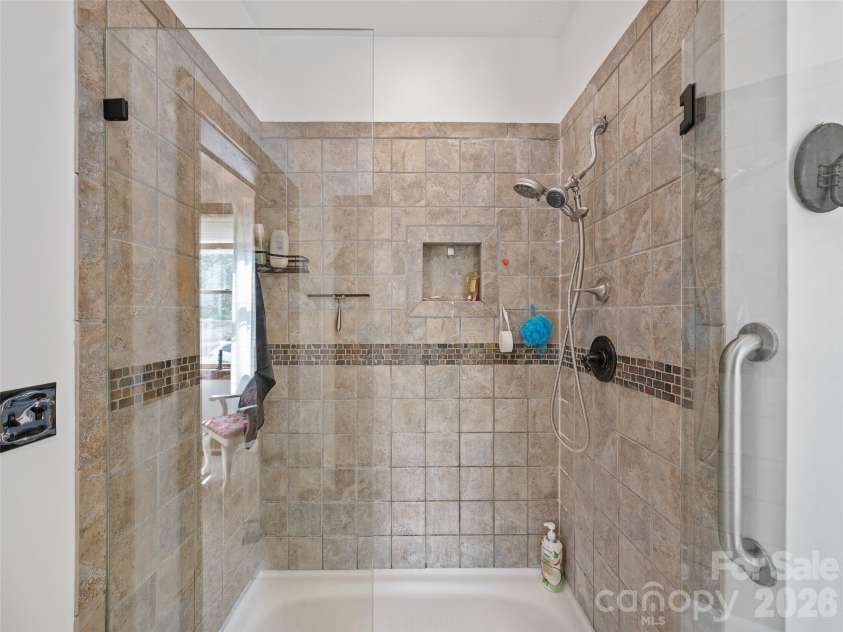 101 Waterwheel Drive, Green Mountain, NC 28740.  MLS# CAR4381594, YatesRealty ID 21520. 