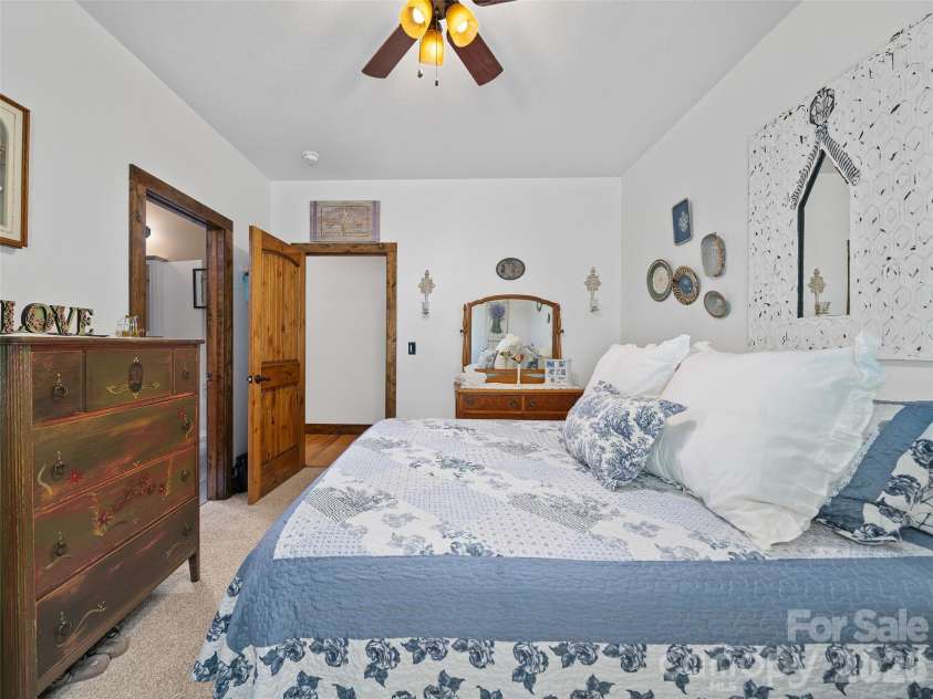 101 Waterwheel Drive, Green Mountain, NC 28740.  MLS# CAR4381594, YatesRealty ID 21520. 