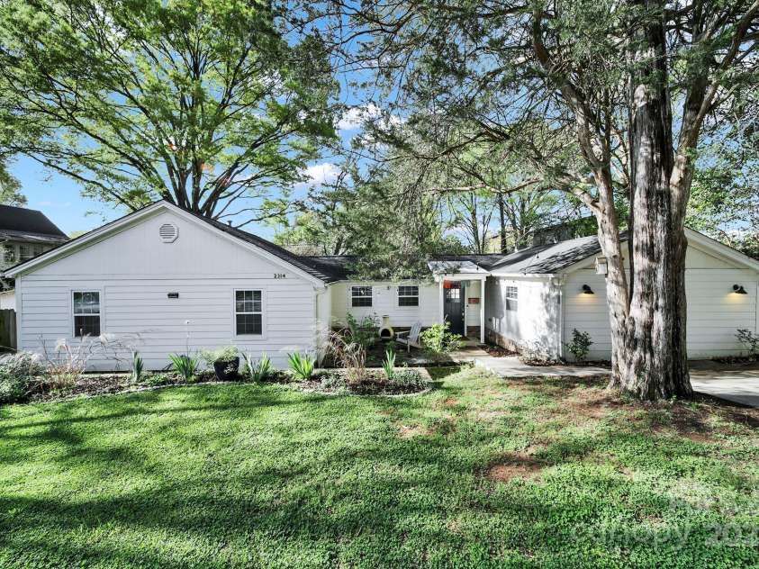 2314 Wolfe Street, Charlotte, NC 28205.  MLS# CAR4274338, YatesRealty ID 21520. 