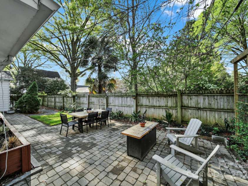 2314 Wolfe Street, Charlotte, NC 28205.  MLS# CAR4274338, YatesRealty ID 21520. 