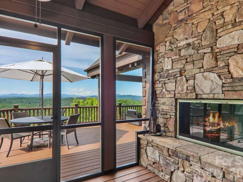1072 Corsica Lane, Saluda, NC 28773.  MLS# CAR4368192, YatesRealty ID 21521. 
