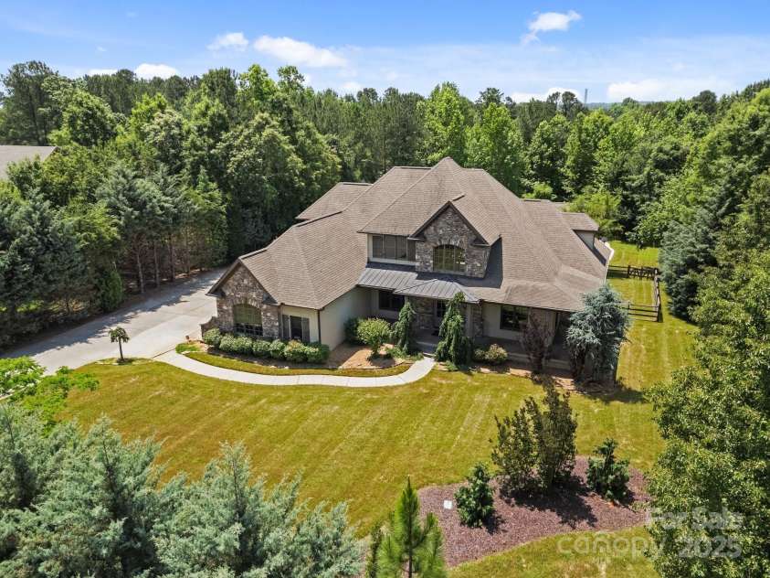 14010 McCord Road, Huntersville, NC 28078.  MLS# CAR4256441, YatesRealty ID 21521. 