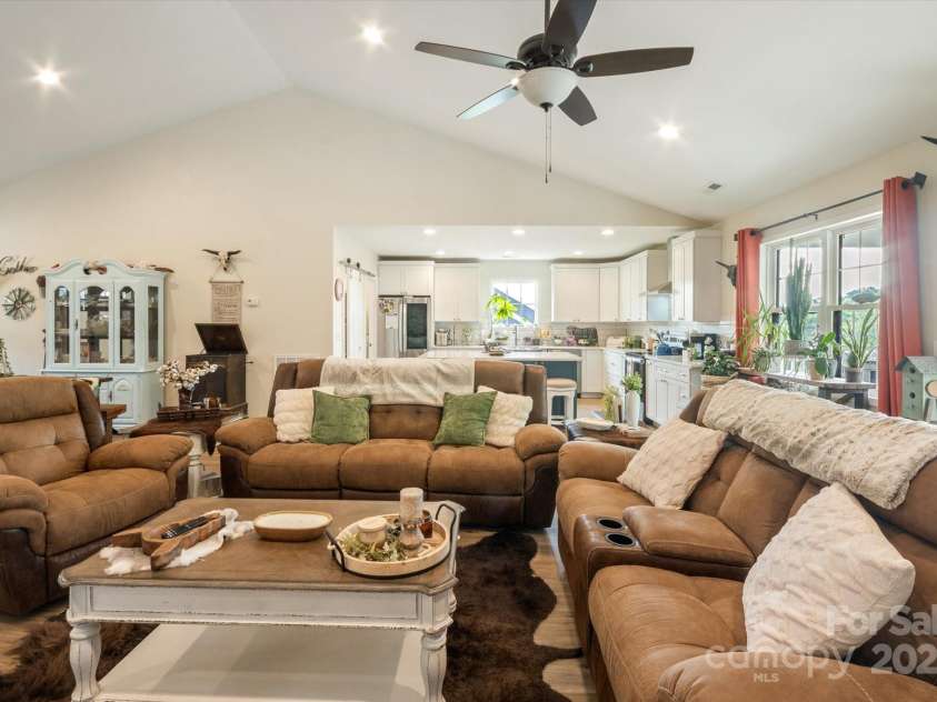 78 Grace Estates Drive, Marion, NC 28752.  MLS# CAR4258253, YatesRealty ID 21524. 