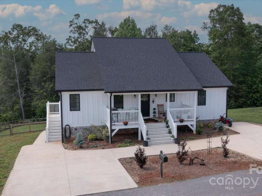 78 Grace Estates Drive, Marion, NC 28752.  MLS# CAR4258253, YatesRealty ID 21524. 